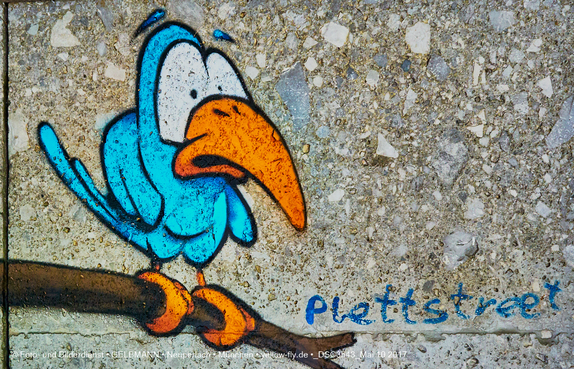 21.03.2017 - Abrissbaustelle Quiddezentrum in Neuperlach